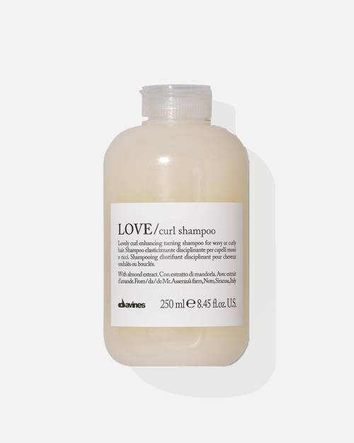 Love Curl Essential Haircare Curl Shampoo - Davines